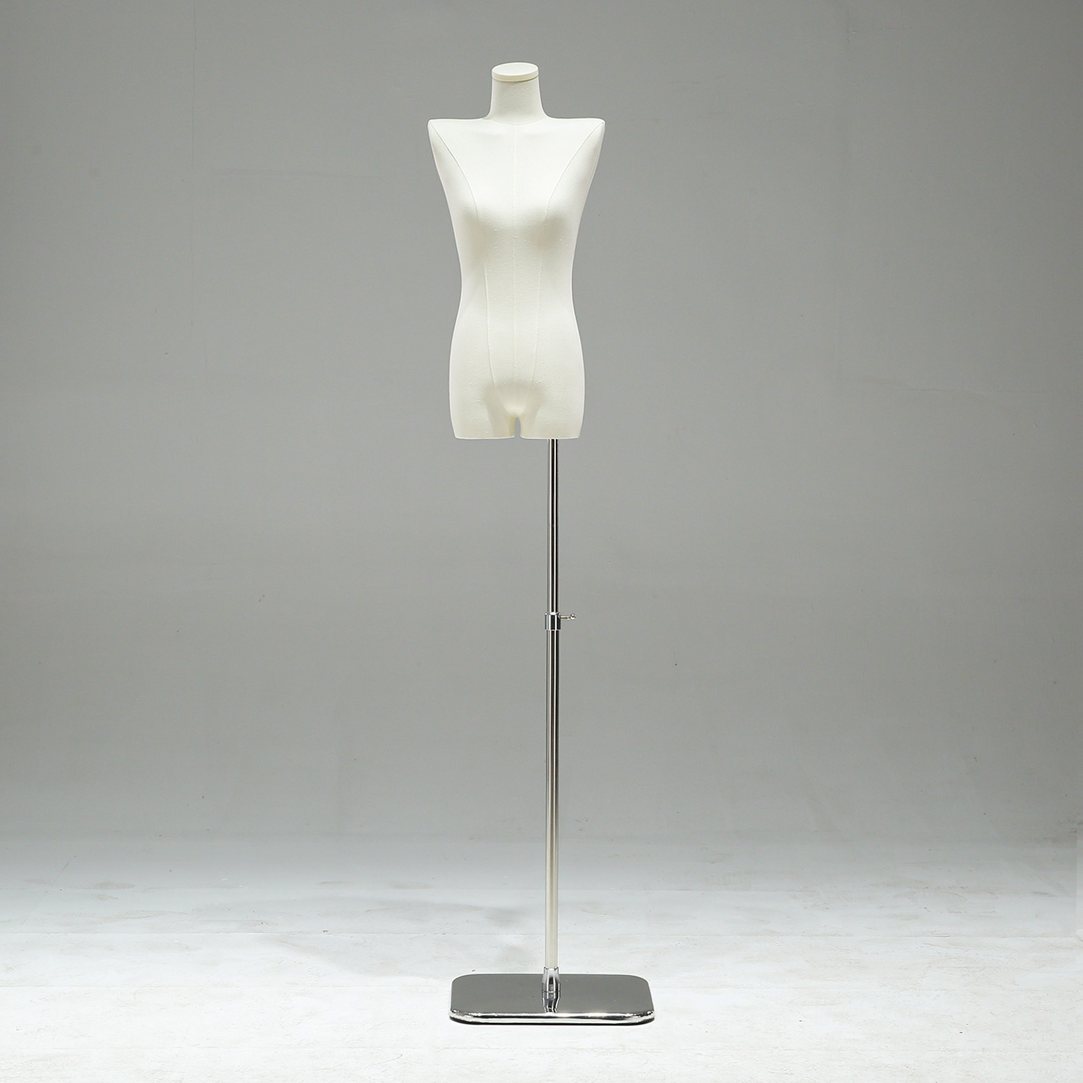 Tienda de ropa coreana colgante de hombro plano modelo de mano accesorios ventanas de mujer y mujer mitad de cuerpo maniquí modelo de muñeca estante de exposición