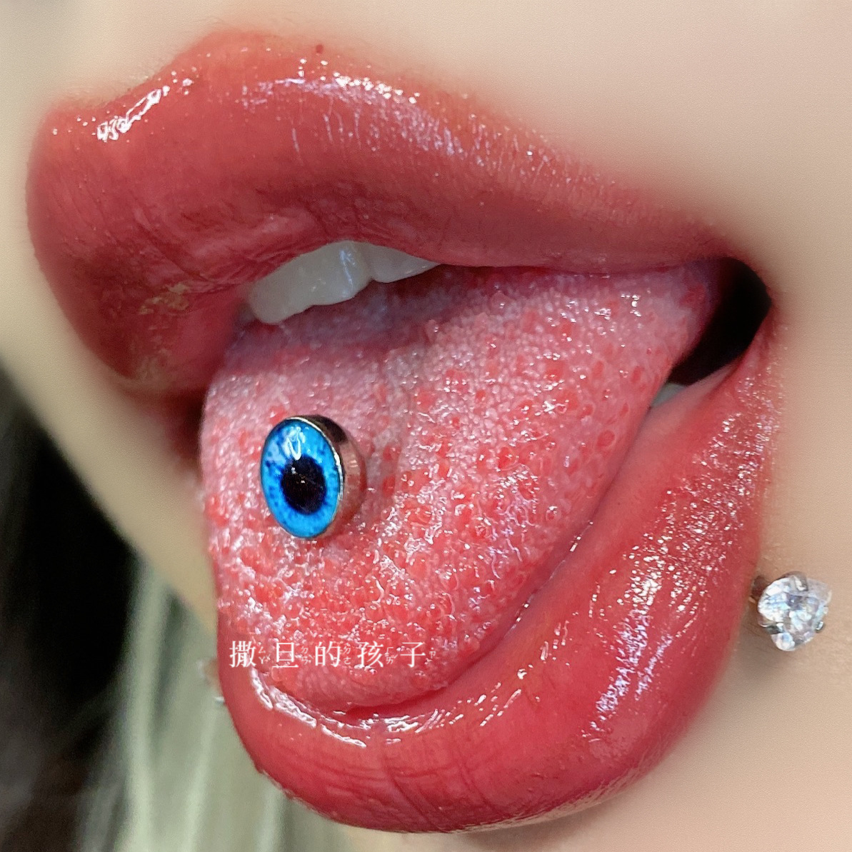 Hot Girl Eyes Tongue Ring Stainless Steel Barbell Tongue Piercing Jewelry 12mm Bar 1.6mm Thick detail image 8