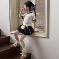 Девушки Летняя корейская версия Kitty Cat Короткая футболка набор 25 женских сокровищ бутон повседневный набор из двух частей юбка