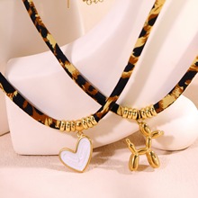 欧美跨境ins时尚新款18k金色不锈钢钛钢吊坠锁骨链豹纹绒绳项链女