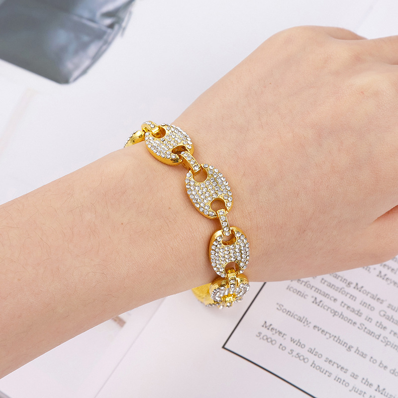 Environmentally friendly alloy hip-hop street style full of diamond pig nose Cuban bracelet, simple and personalized_voghion.com