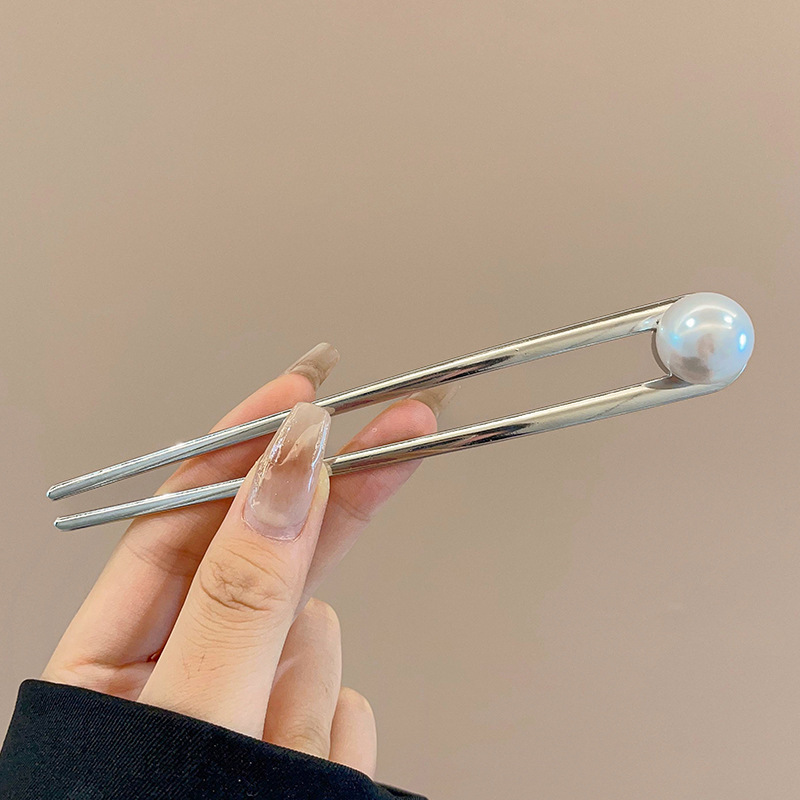 Papillón de cristal de alta sensación en forma de U pinzas de cabello pinzas