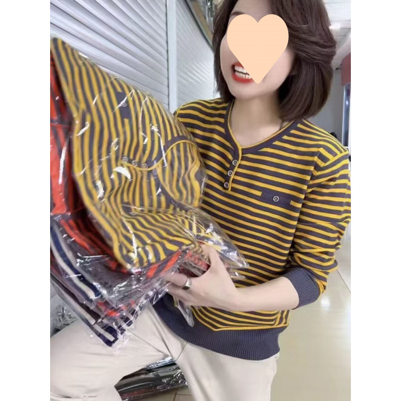 2025新款媽媽秋裝氣質針織打底衫時尚長袖上衣服中老年女春裝毛衣