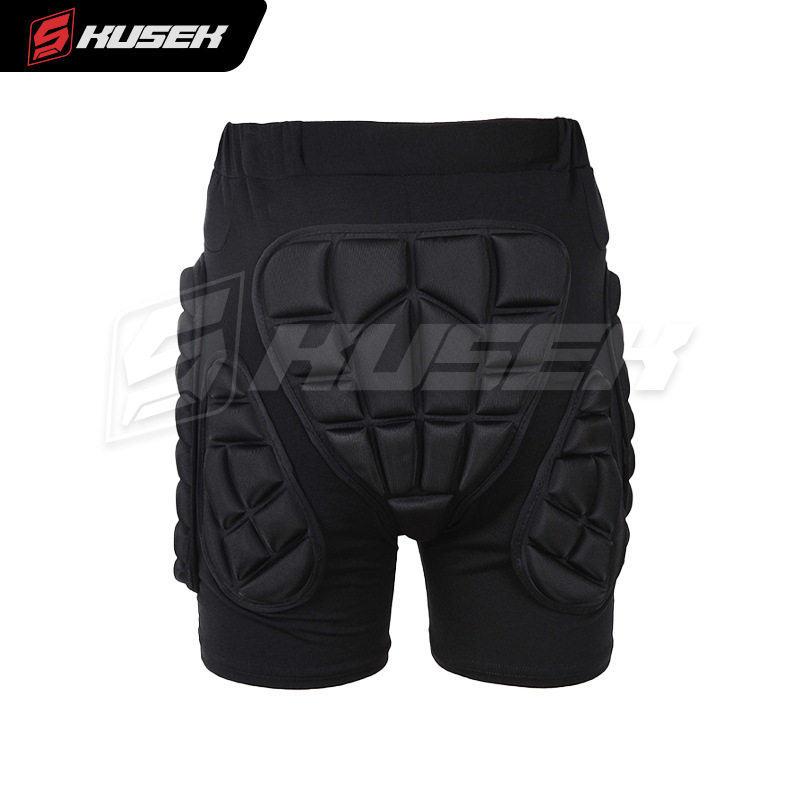 Pantalón negro de cadera