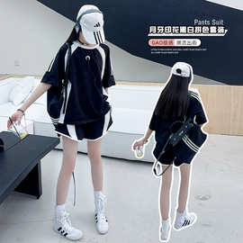 女大童运动套装2026夏季新款女月牙印花黑白拼色套装中大童童装潮