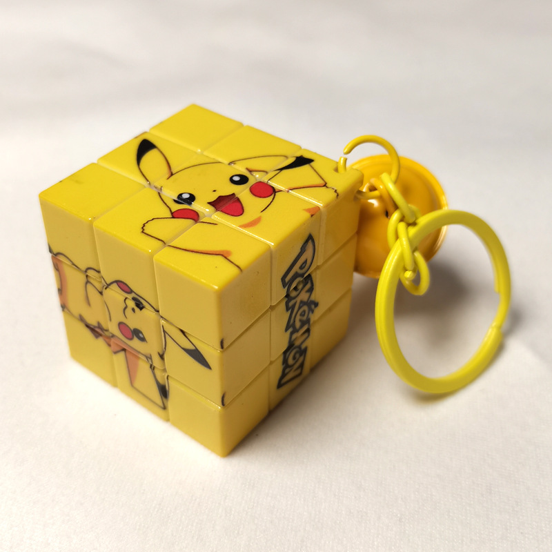 卵の子のパーティーの新型のミニの小さいルービックキューブのキーホルダーは義烏工場のメーカーの卸売りの子供機の子供を掛けます。
