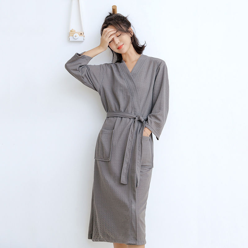 女性用夏のナイトガウン、春と秋の新しいカップルパジャマ、ホーム服、無地のホテルのバスローブ、男性用の厚い長袖|undefined