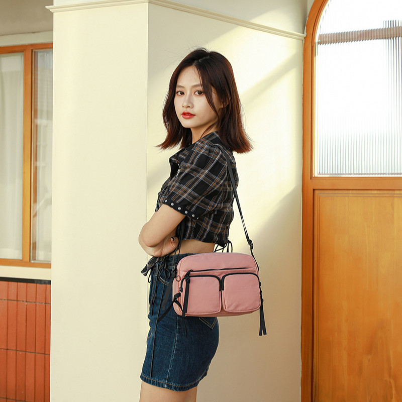 Bolso bandolera transfronterizo para mujer 2024, nuevo, de moda, ligero, tela de nylon repelente al agua, bandolera casual versátil para mujer image 1