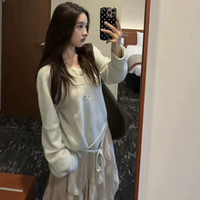 10T2025冬季新韩国东大门藤姐同款V领显瘦针织衫薄荷绿系带毛衣女