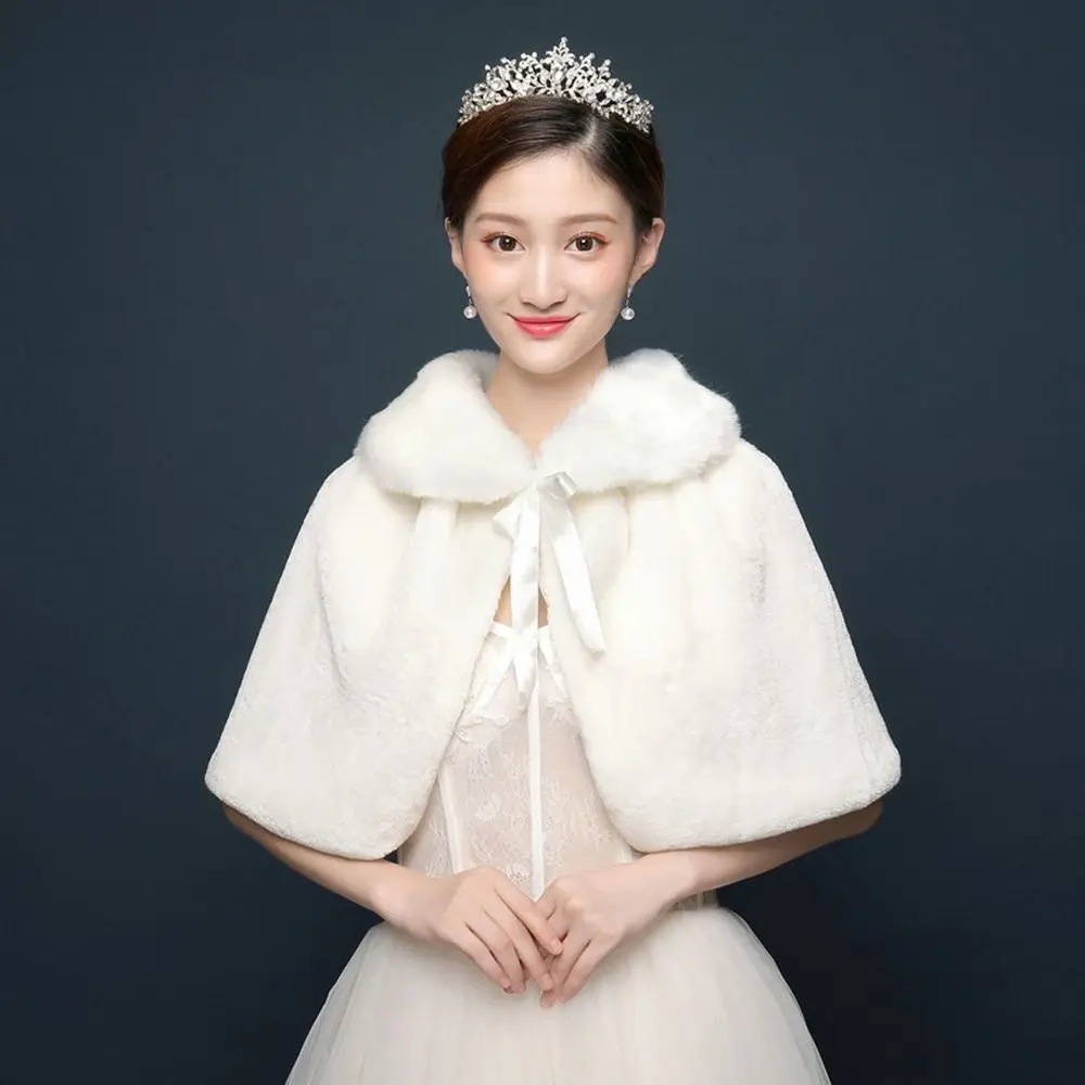 Cross-border European and American autumn new warm shawl, thickened, versatile, comfortable cape, elegant and simple white shawl