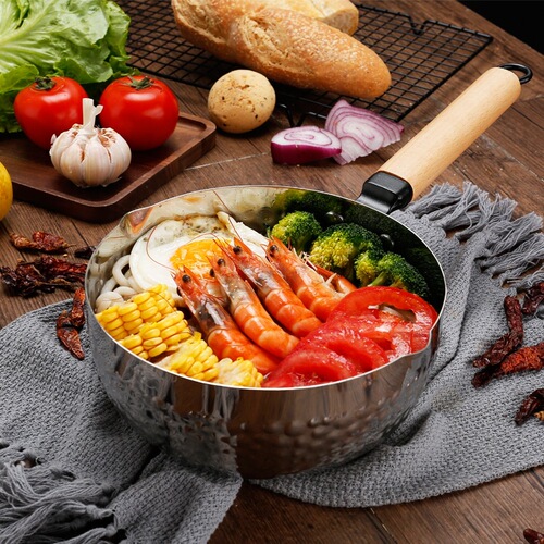 Stainless steel Spatula milk pot, Japanese home use single handle instant noodle pot, thick electromagnetic stove multi-purpose non-stick pot wholesale