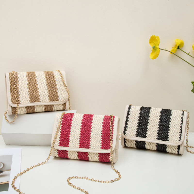 Bolso de verano para mujeres 2025, nuevo estilo de tela tejida bolso de paja de moda bolso de hombro con cámara bolso de mochila un cabello image 7