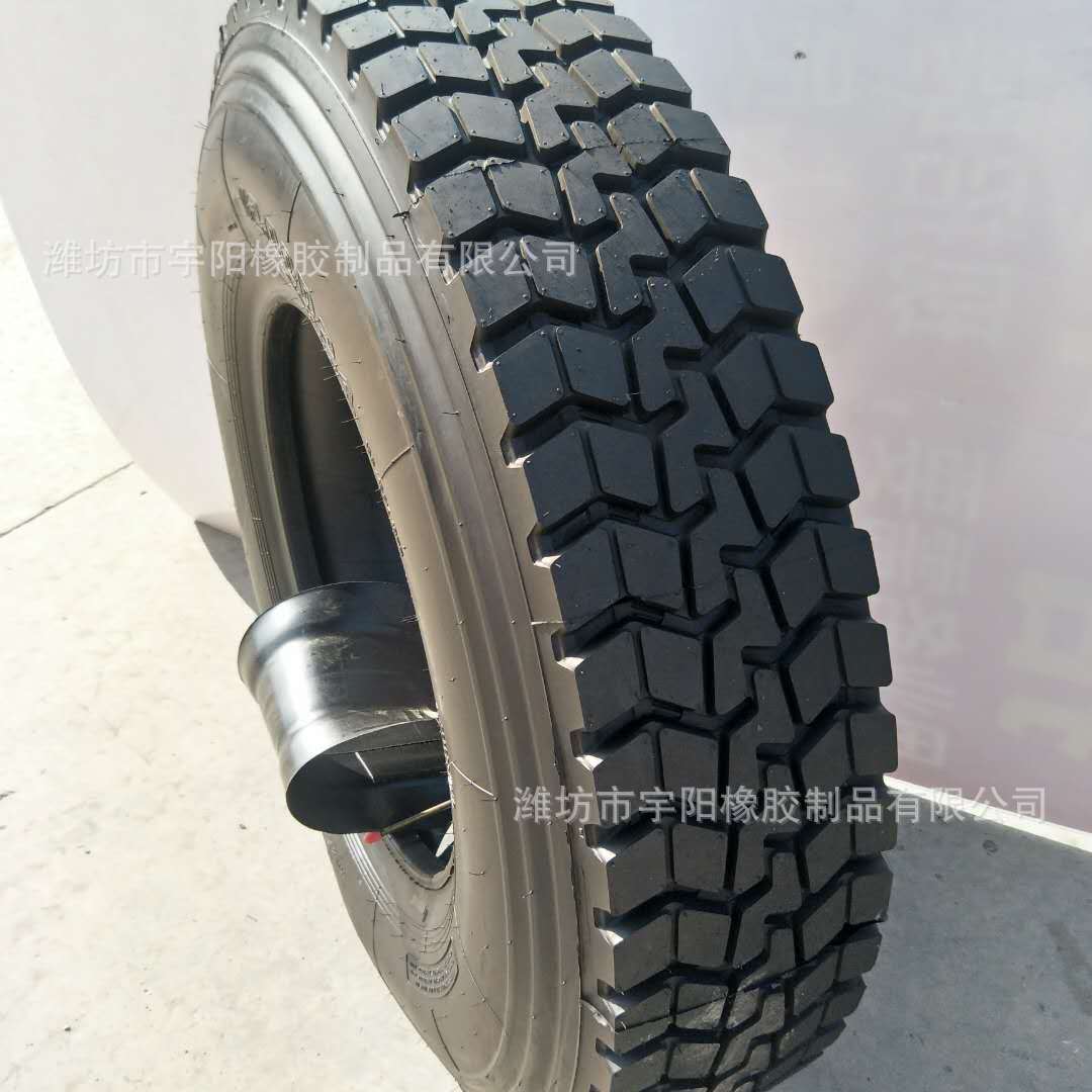 拖挂车轮胎 12.00R24 卡车 货车轮胎  全钢丝中块花纹