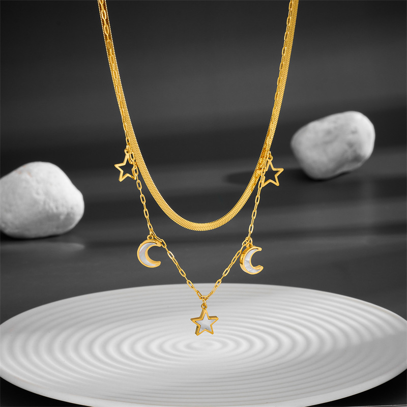 21g Weight 0.03µm-0.05µm Gold Plating Thickness PVD Coated Gold Plating Process 18K Real Gold Plated Plating Material 304 Stainless Steel Pendant Material Pendant Necklace Classification PVD Coated Real Gold Plated 18K Gold Star Moon Titanium Steel Sweet Waterproof Non Tarnish Titanium Steel Pendant Necklace