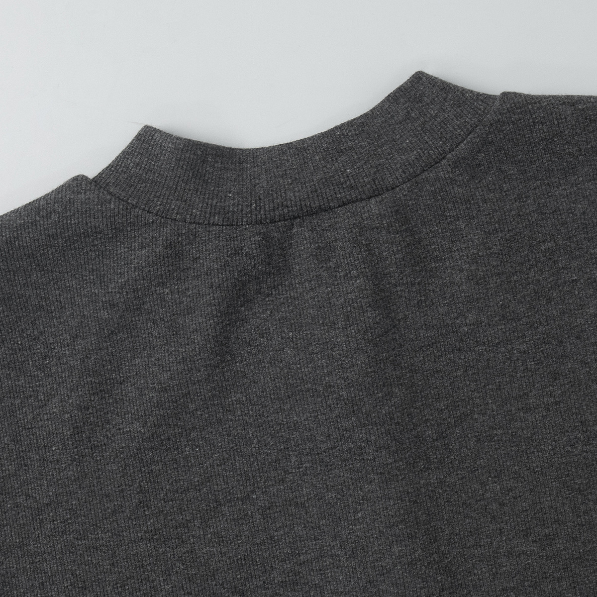 Geribbeld gebreide set met mock neck vest en broek voor dames_voghion.com