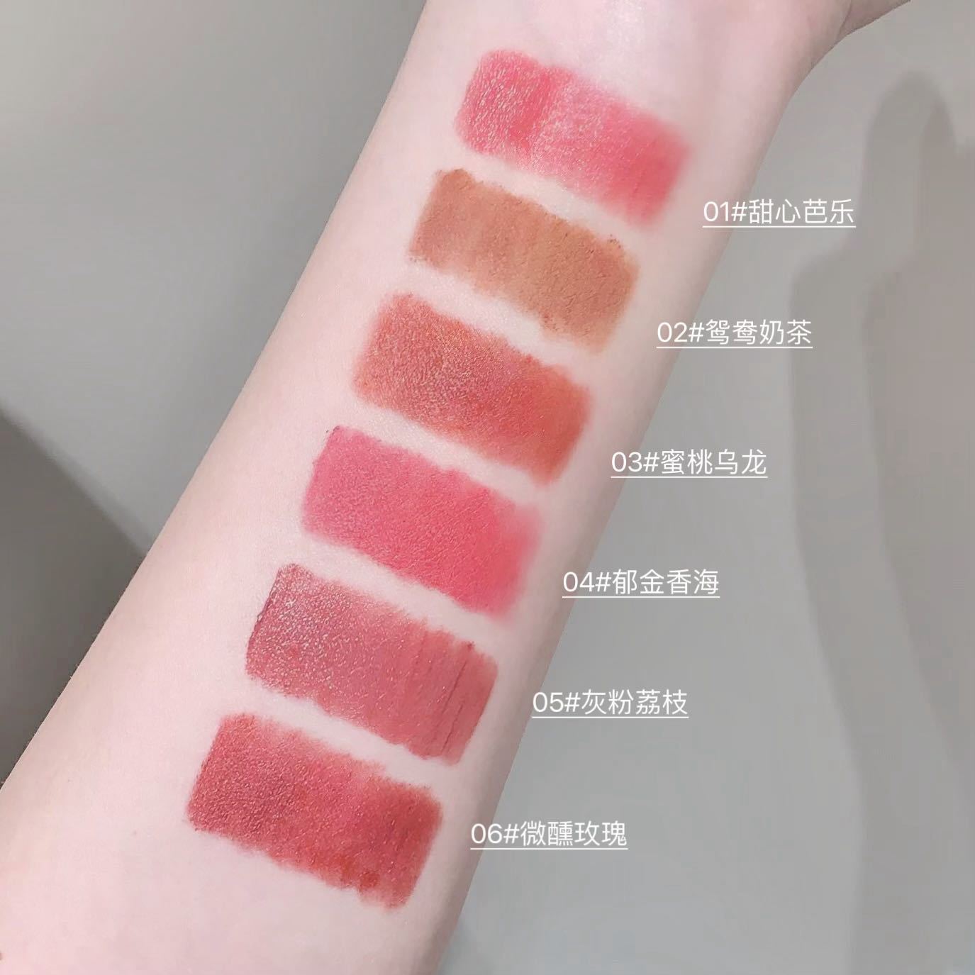 Kakashow seda esmalte labial brillante esmalte labial mate niebla terciopelo no es fácil de descolorar los fabricantes de polpa labial al por mayor