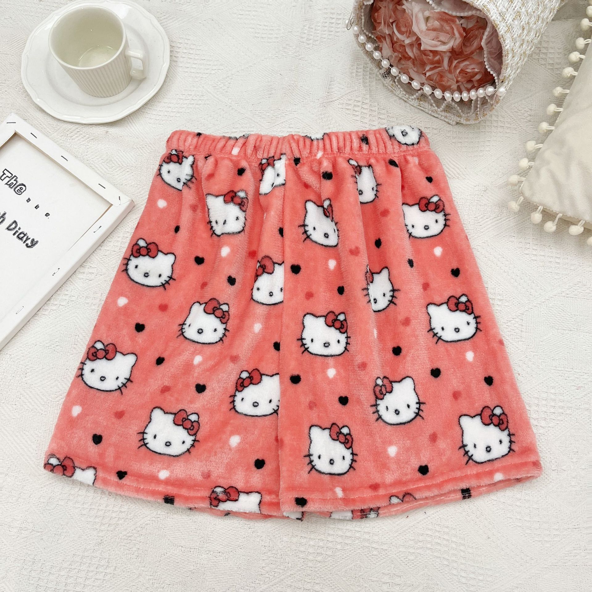 반바지 장미 고양이