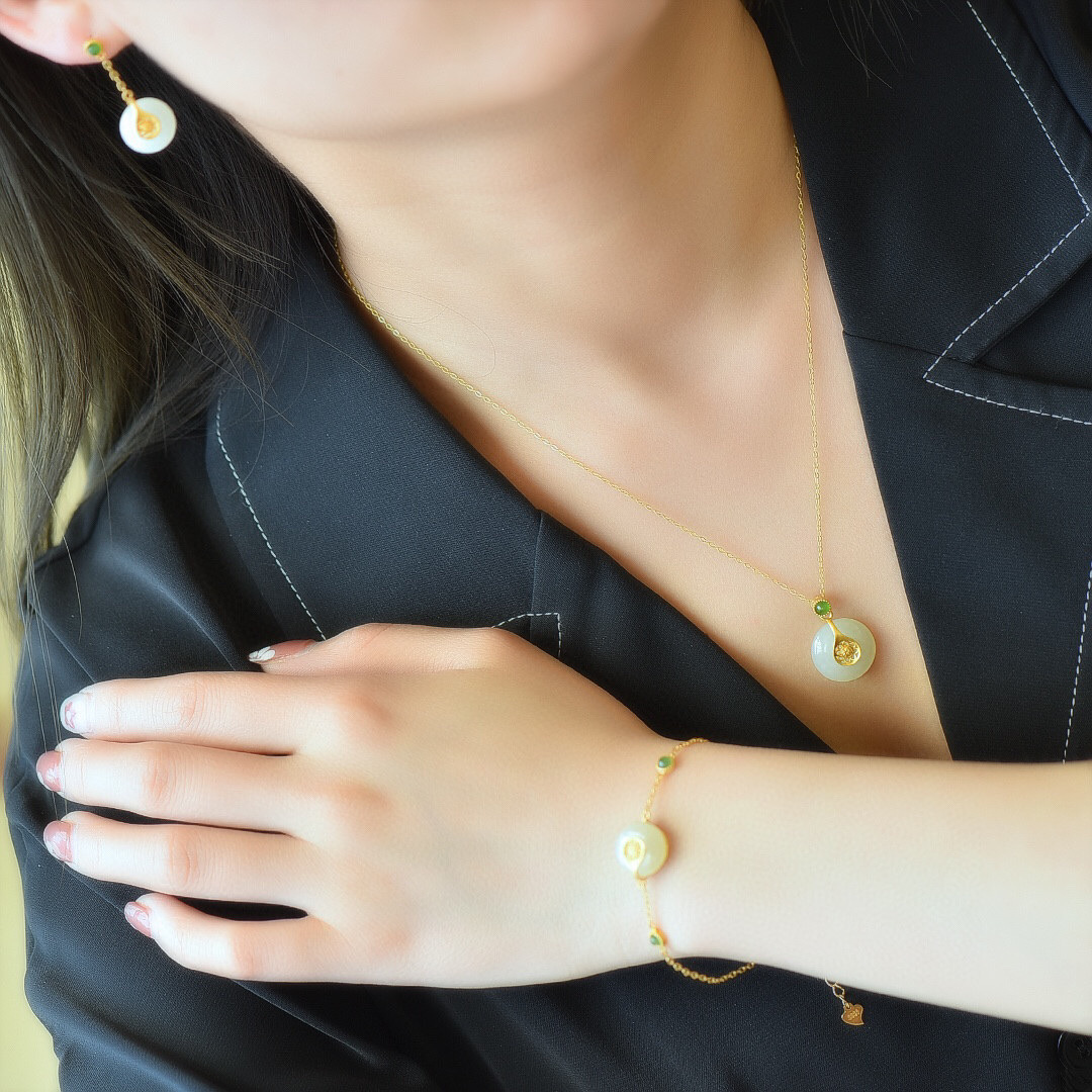 O1CN01ogM9Lt1Cf33UNJwNZ_!!7163