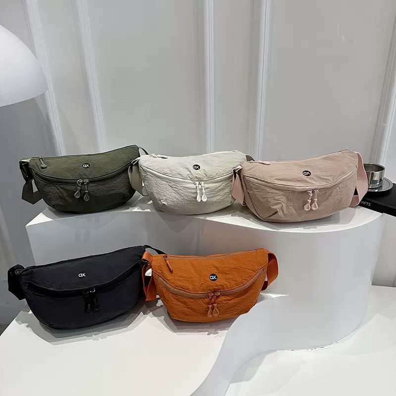 今年跨境超火休闲牛津布通勤斜挎包胸包时尚中性轻便大容量单肩包