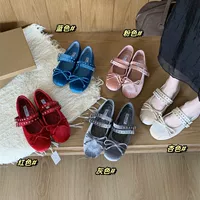 Красная обувь, туфли, французский стиль