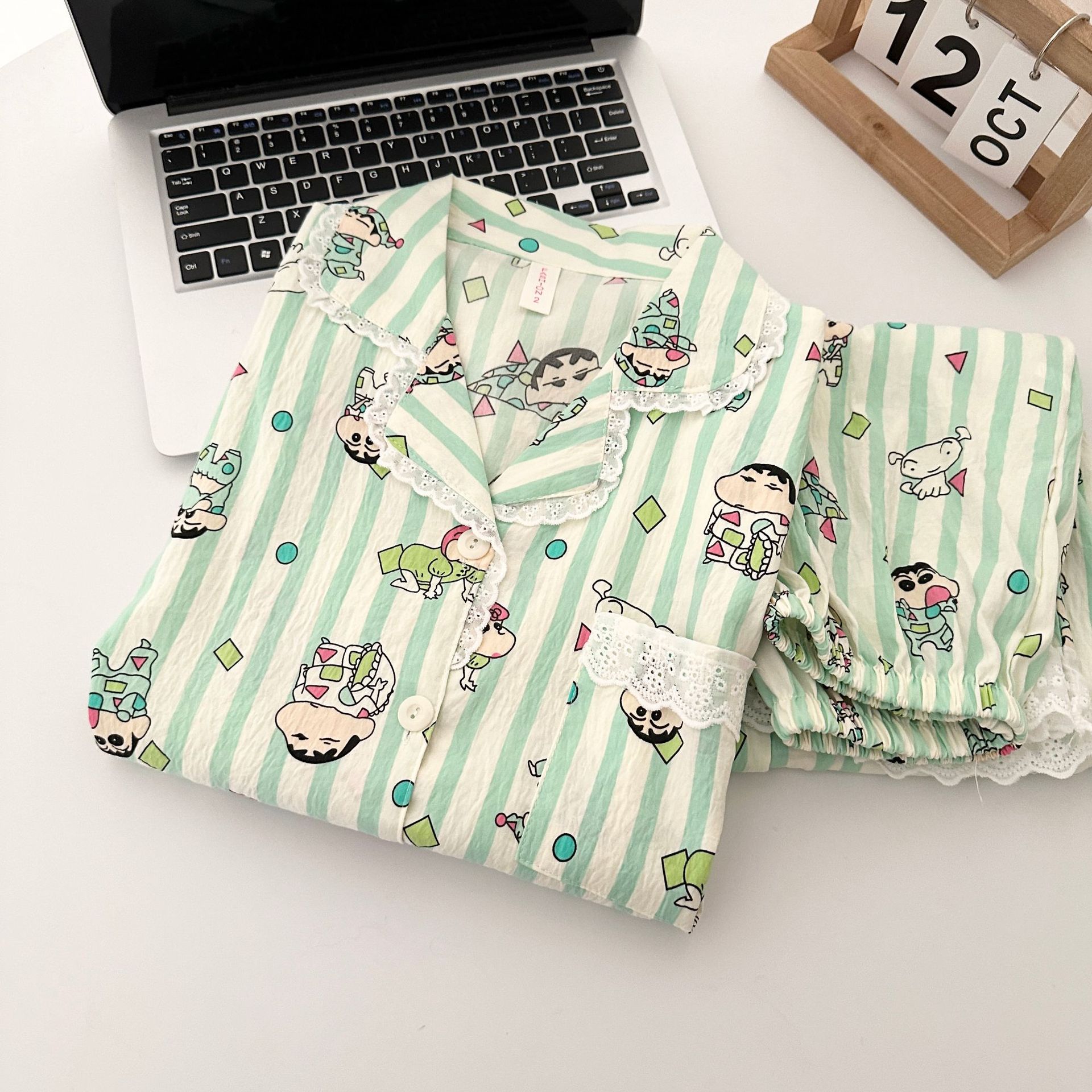 Nube de algodón pijama de otoño nuevo con encaje lindo dibujo animado se puede usar ropa de casa cubierta al por mayor transfronteriza