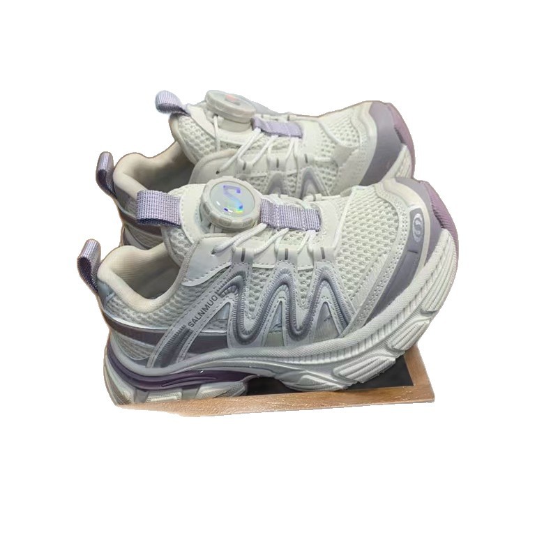 Zapatos deportivos de niñas 2026 primavera nuevos zapatos de papá para niños zapatos casuales de red para niños grandes tendencia de zapatos de carrera