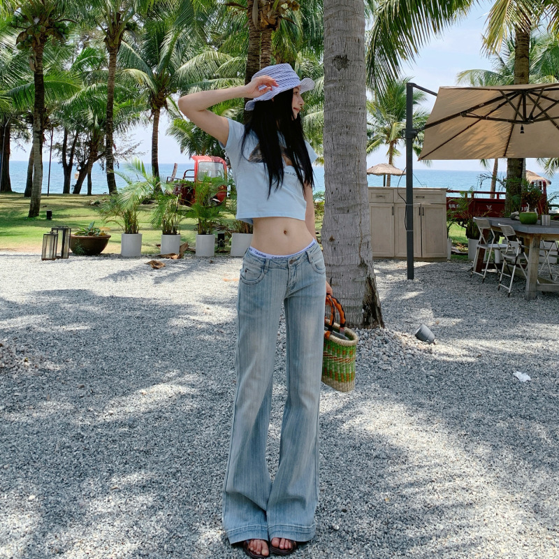 【今茵】夏季新品辣妹风浅色低腰微宽松弹力显瘦百搭微喇裤牛仔裤|undefined