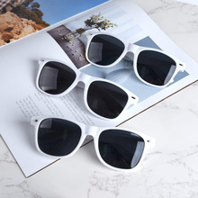 K 77029LDiffraction Heart Party Sunglasses ��������Ɍ�ī�R
