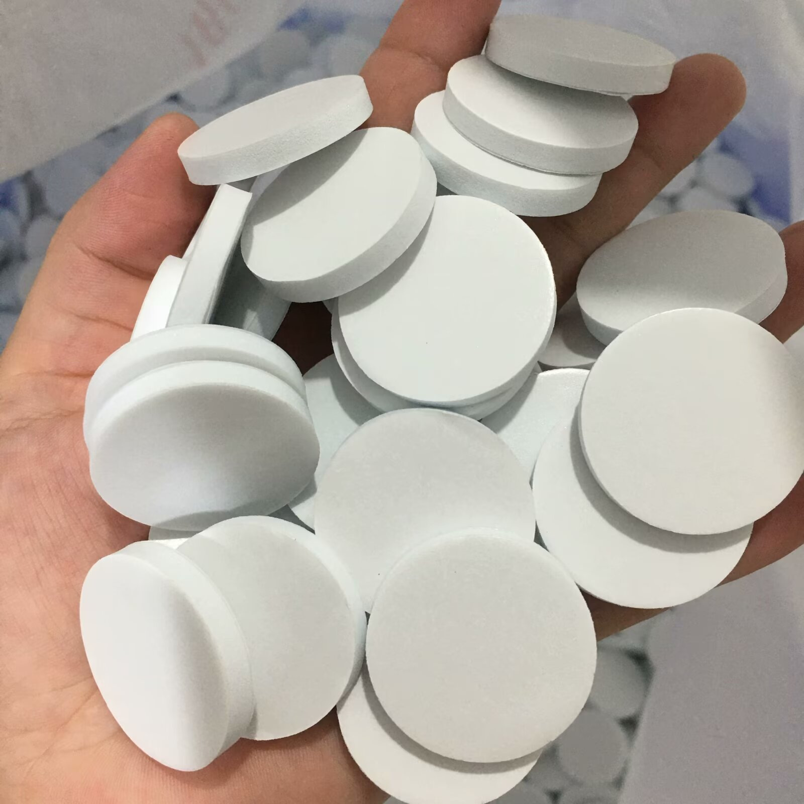 现货白色圆形 强力挂钩胶 双面胶eva泡棉 可模切成型