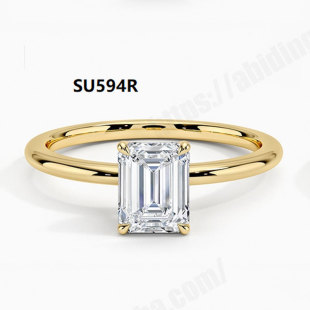Plain Gold Glossy Wall Emerald Cut Diamond Ring S925 Sterling Silver Gold-Plated 18K Gold Ring for Women with Moissanite 1 Carat