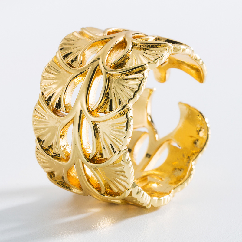 Neue Mode Einfache Persönlichkeit Aus Reinem Kupfer Vergoldeter Geometrischer Ring Nischendesign Geöffneter Ring display picture 3