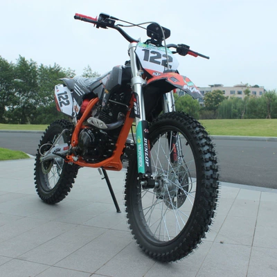 Two-Wheeled Racing Vehicle, Fuel – Motosikletlər