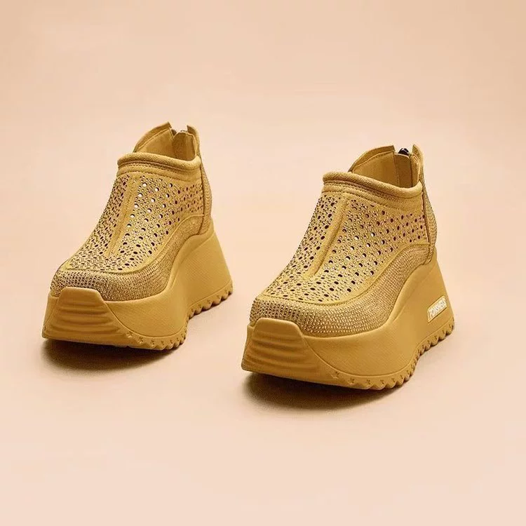 Женские сандалии для увеличения роста, новинка 2025 года, летние полые дышащие универсальные повседневные туфли в корейском стиле на толстой подошве, кроссовки