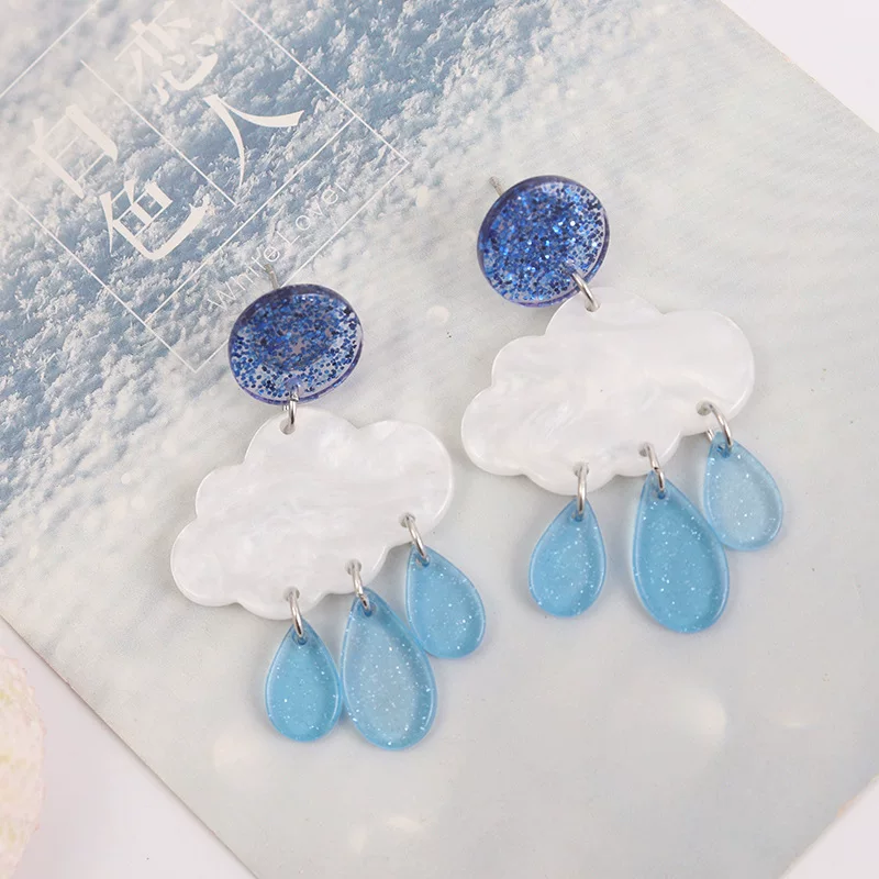 Cute short creative fresh earrings
