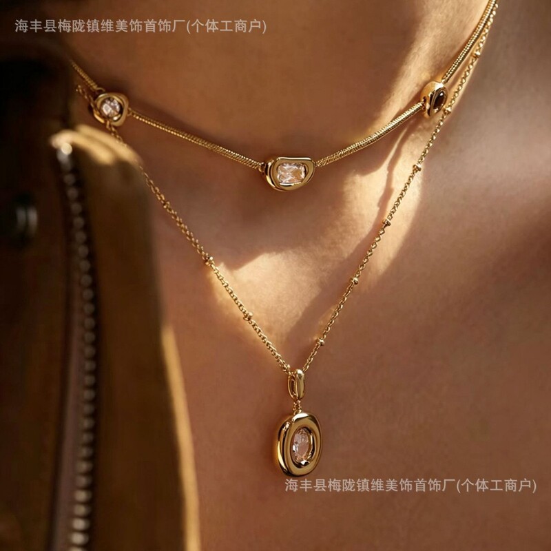 [New Product] Hefang Jewelry Cloud Necklace - Light Luxury, Elegant, Versatile Accessory, Fun Clavicle Chain for Women