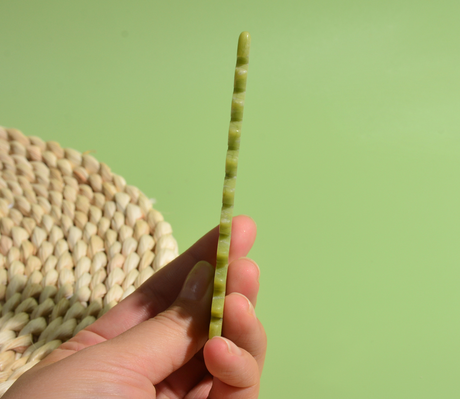 Green Phoenix Jade Comb Image 12