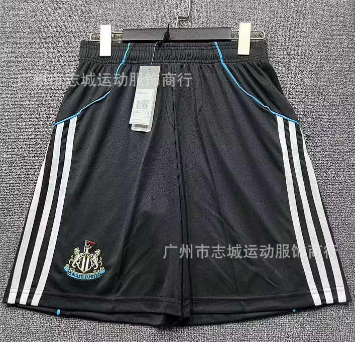 2526 nuevos uniformes de fútbol del club Chelsea Arsenal, uniformes de fútbol del Paris AC Barcelona con pantalones cortos a juego