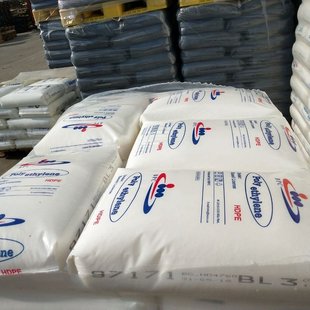 Spot Lldpe Petrochemical Bg-22B02 Film-Blown Grade High Toughness Box Packaging Shrink Film Raw Materials