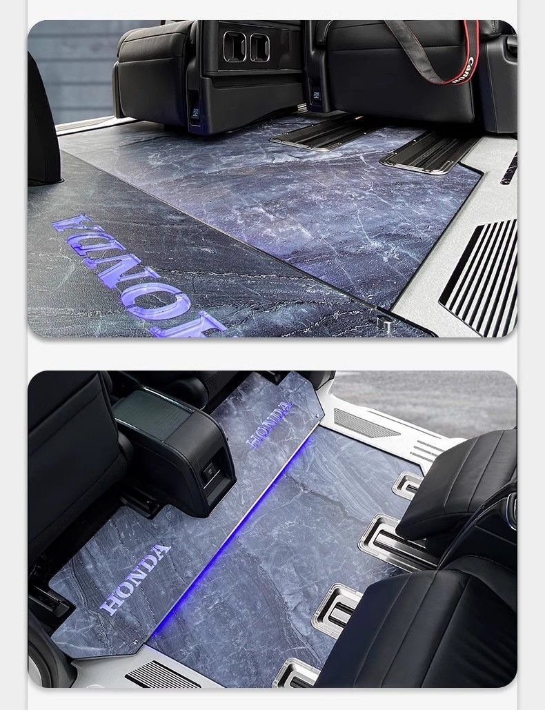 Honda Odyssey Aviation Aluminum Floor Mats Modified into a Full-Surround, Trackless Business Vehicle with Welcome Steps