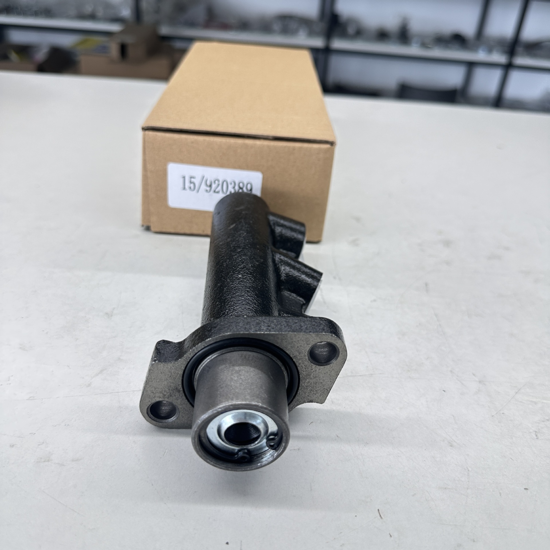15/920389 15/920158 15/905504 Suitable for Jcb Excavator Brake Master Cylinder