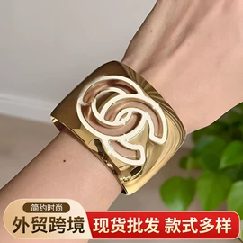 项链;项坠;戒指