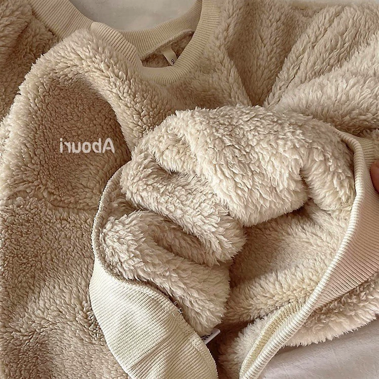 Детский зимний коралловый комплект для мальчиков, демисезонная down jacket, фланелевая пижама, детская одежда