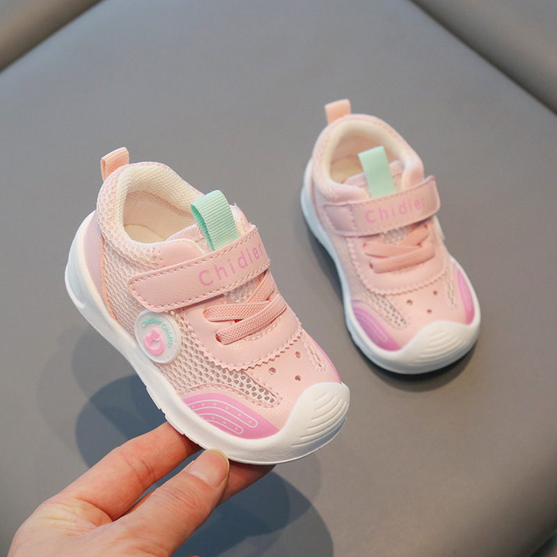 2024 estilo coreano zapatos para niños verano nuevos zapatos funcionales de malla transpirable antideslizante velcro suave inferior deportes zapatos de malla zapatos de una sola capa