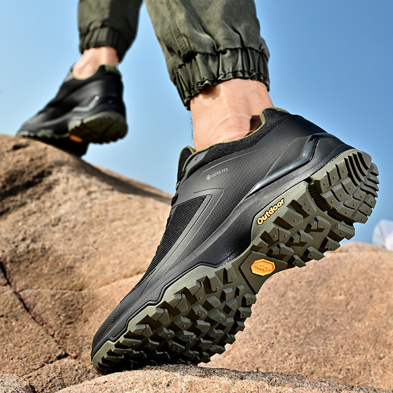 アウトドアハイキングと登山靴、メンズシューズ、軽量で通気性のあるスポーツランニングシューズ、プロ仕様の防水性、滑り止め、クッション性のあるオフロードハイキングシューズ|undefined