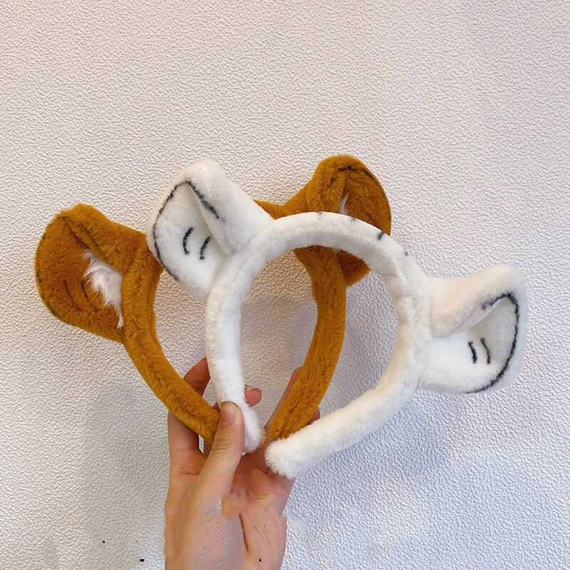Cute cartoon headband for face washing
