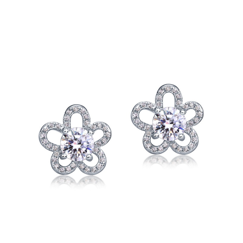 2023 nuevos pendientes de plata S925 Pendientes de flores de moissanite Super Flash para mujer Estilo europeo y americano Primavera y verano transfronterizo Venta caliente Entrega