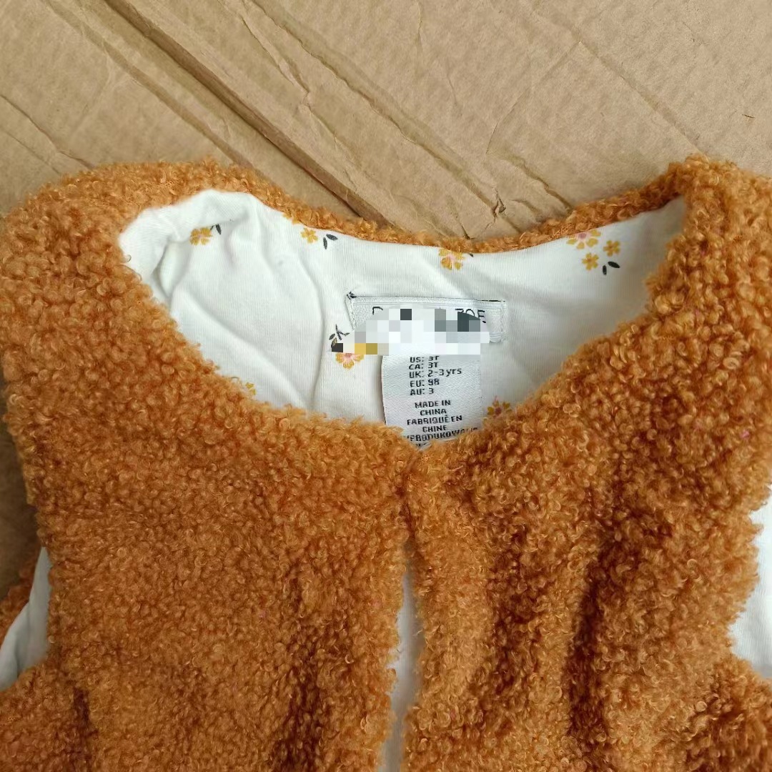 Ropa para niños europeo y americano solo 23 nuevo chaleco de algodón otoño e invierno chaleco de algodón engrosado para niños a juego