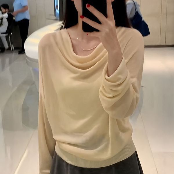 Autumn and Winter Elegant Swing Collar Knitwear New Style Knitted Loose Design Knitwear Top Lady Warm and Cute