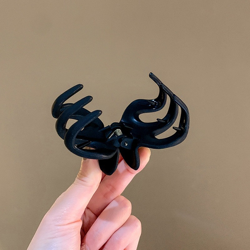 Large high ponytail claw clip hair clip for women, back of head hair clip 2023 frosted pumpkin clip hair accessory.