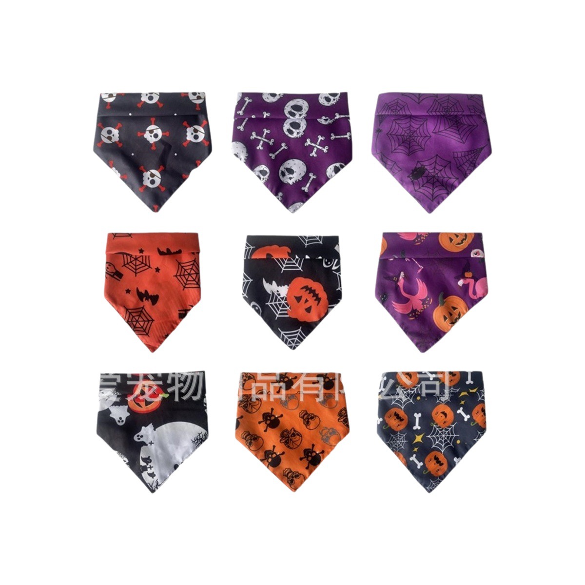 Venta directa de fábrica nueva toalla de saliva para mascotas de Halloween toalla triangular para mascotas babero para perros toalla de saliva para perros puede hacer pedidos